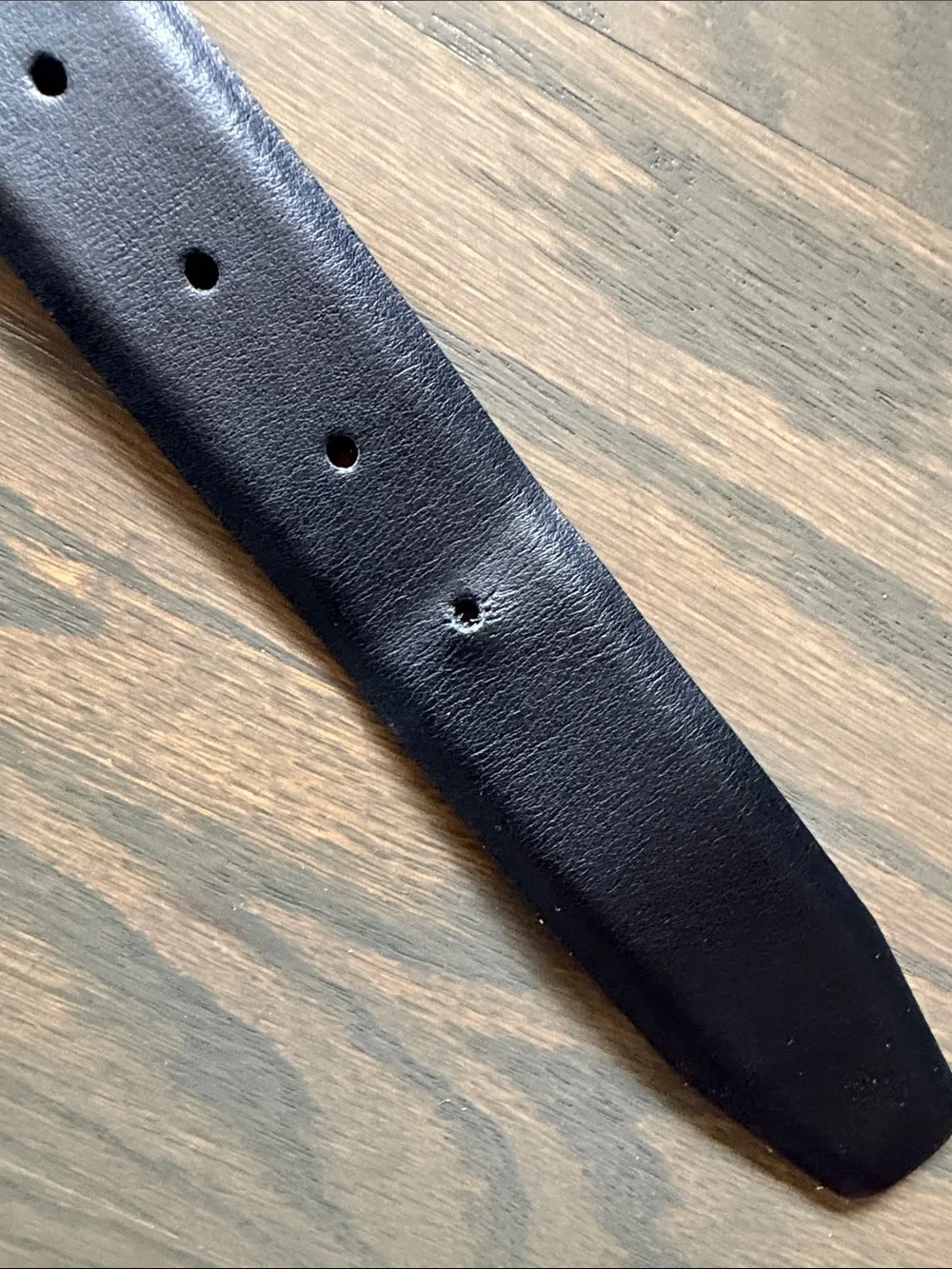 Hugo Boss Men’s Black Leather Dress Belt Silver Logo Buckle Size 32
